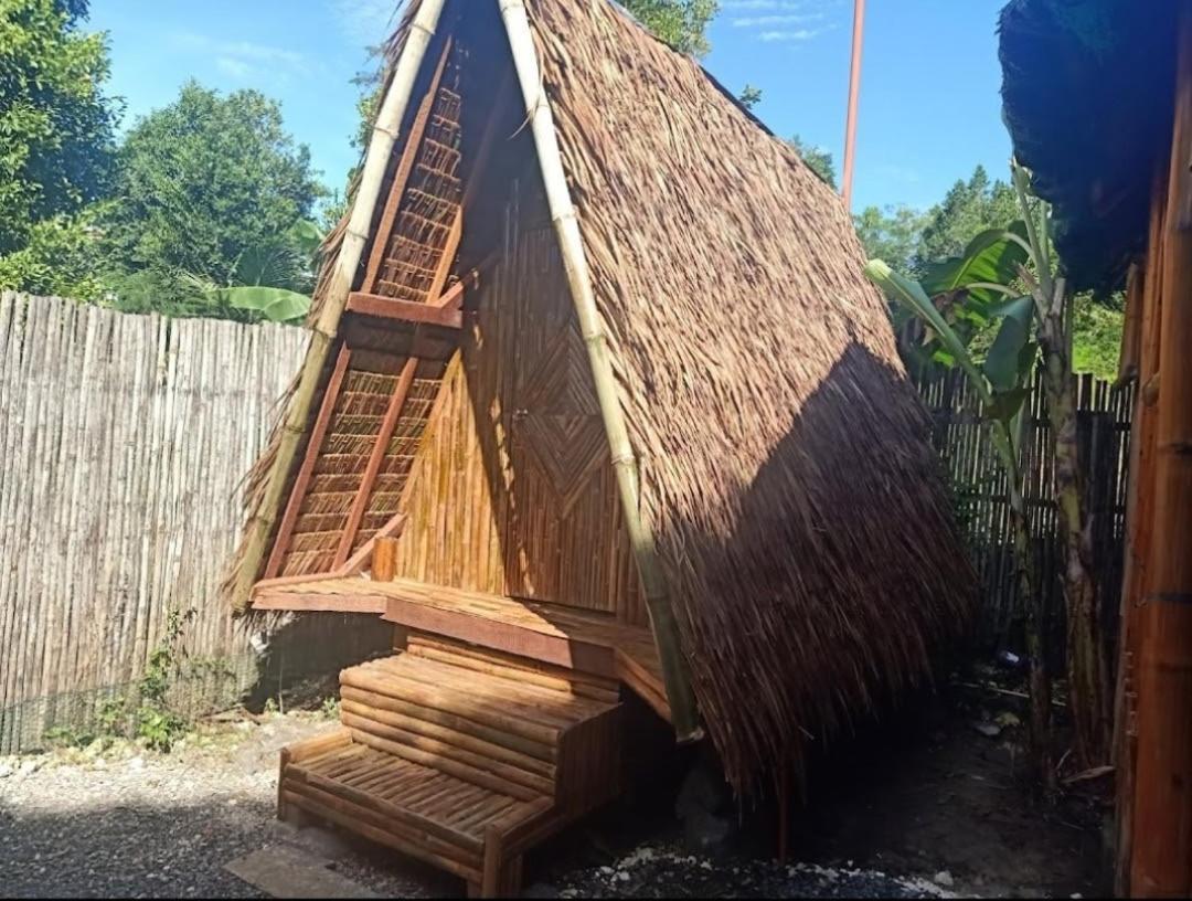Moalboal Bamboo House / Rooms Exteriör bild