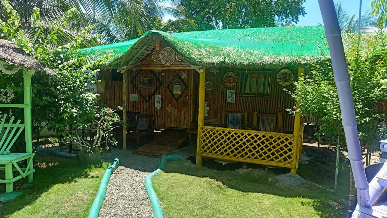 Moalboal Bamboo House / Rooms Exteriör bild